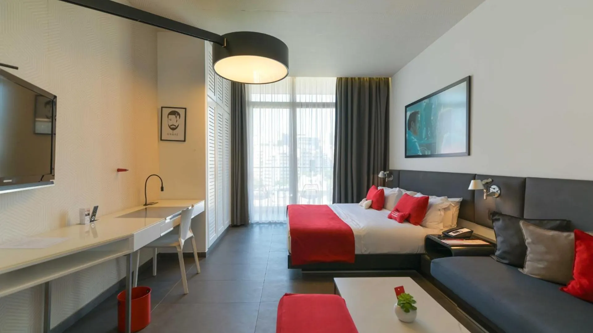 The Smallville Hotel Beirut