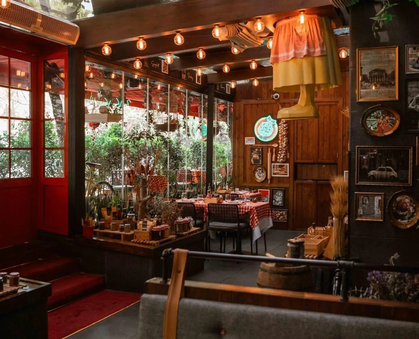 The Smallville Hotel Beirut
