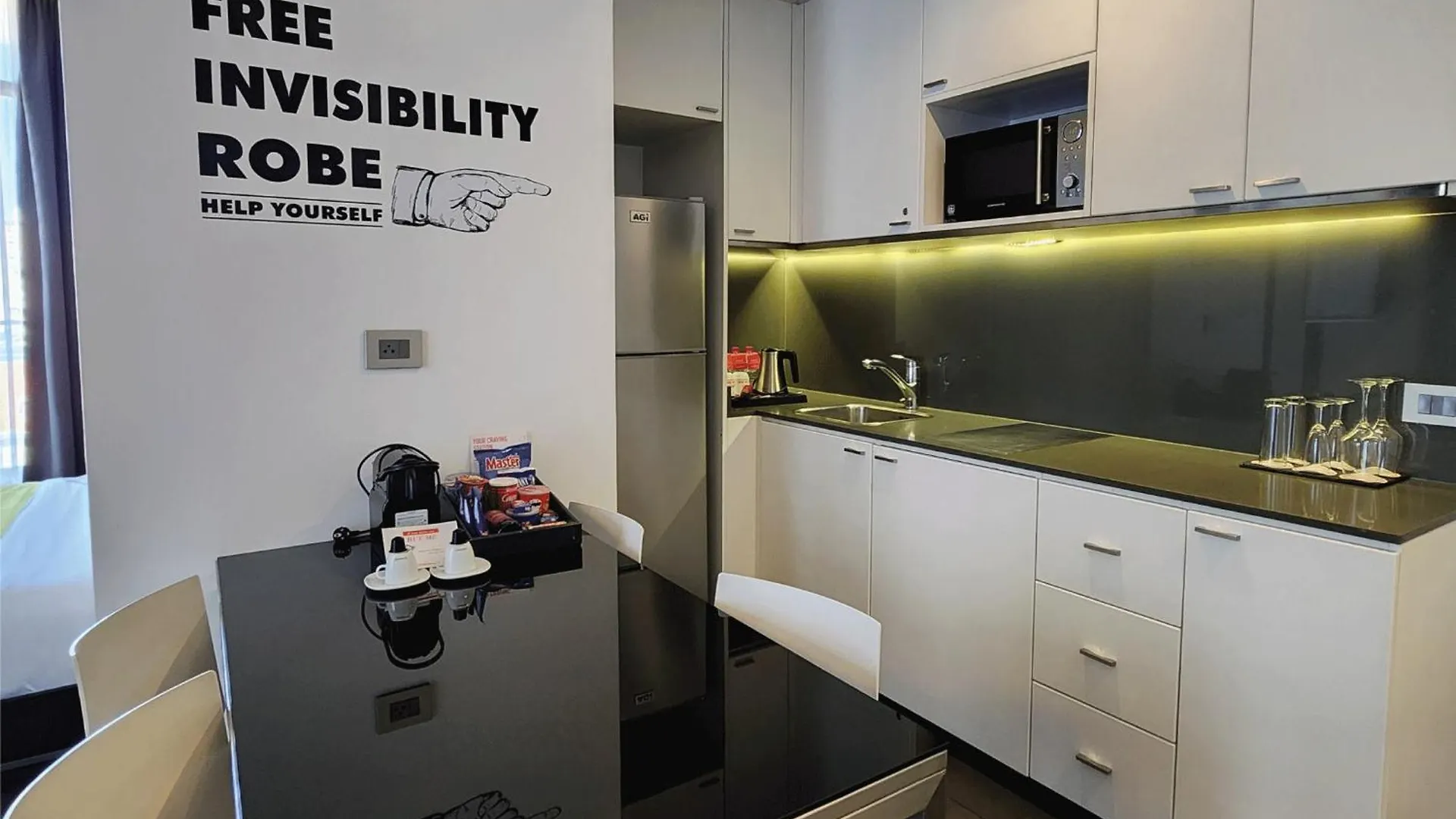 The Smallville Hotel Beirut 5*,  Libanon