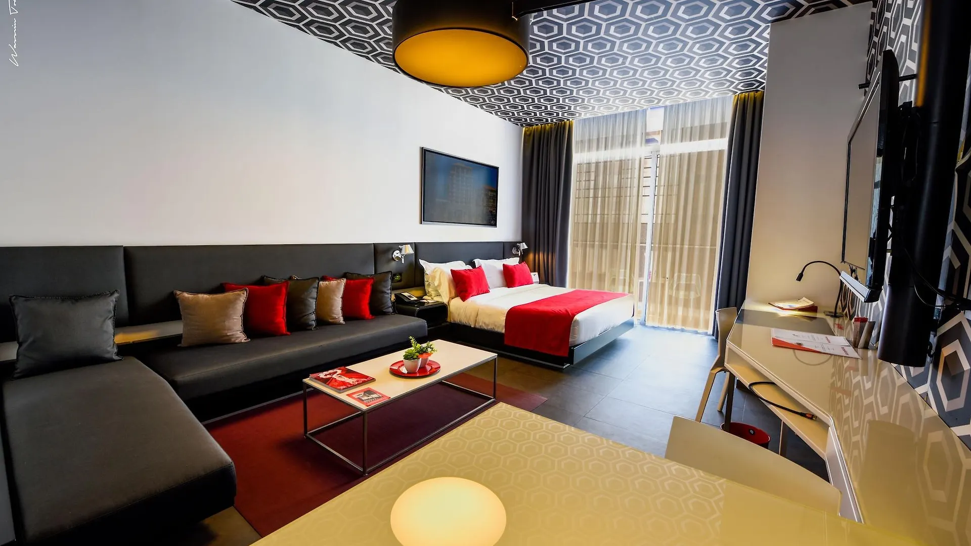 *****  The Smallville Hotel Bejrut Liban