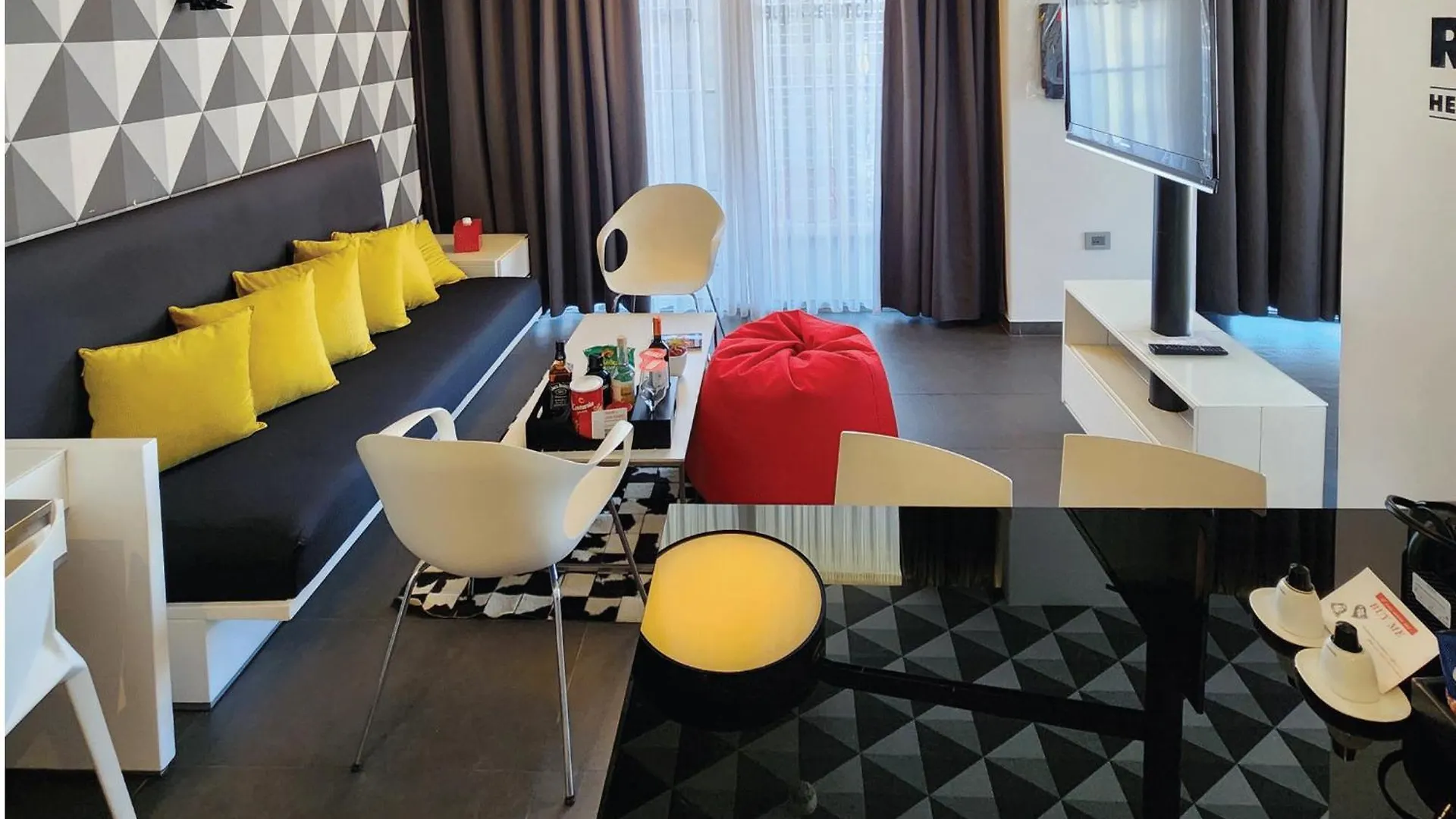 The Smallville Hotel Beirut