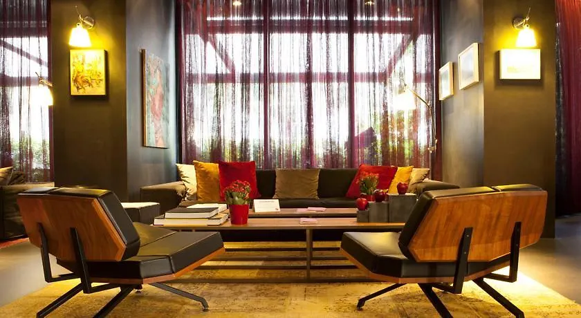 The Smallville Hotel Beirut