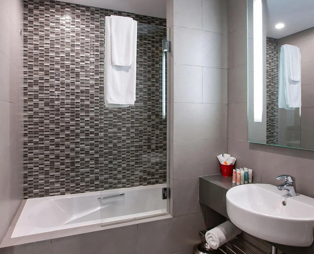 The Smallville Hotel Beirut