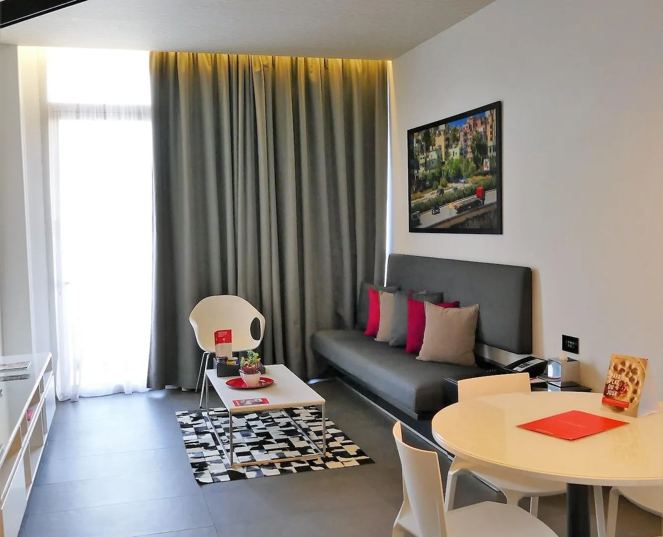 *****  The Smallville Hotel Beirut Lebanon