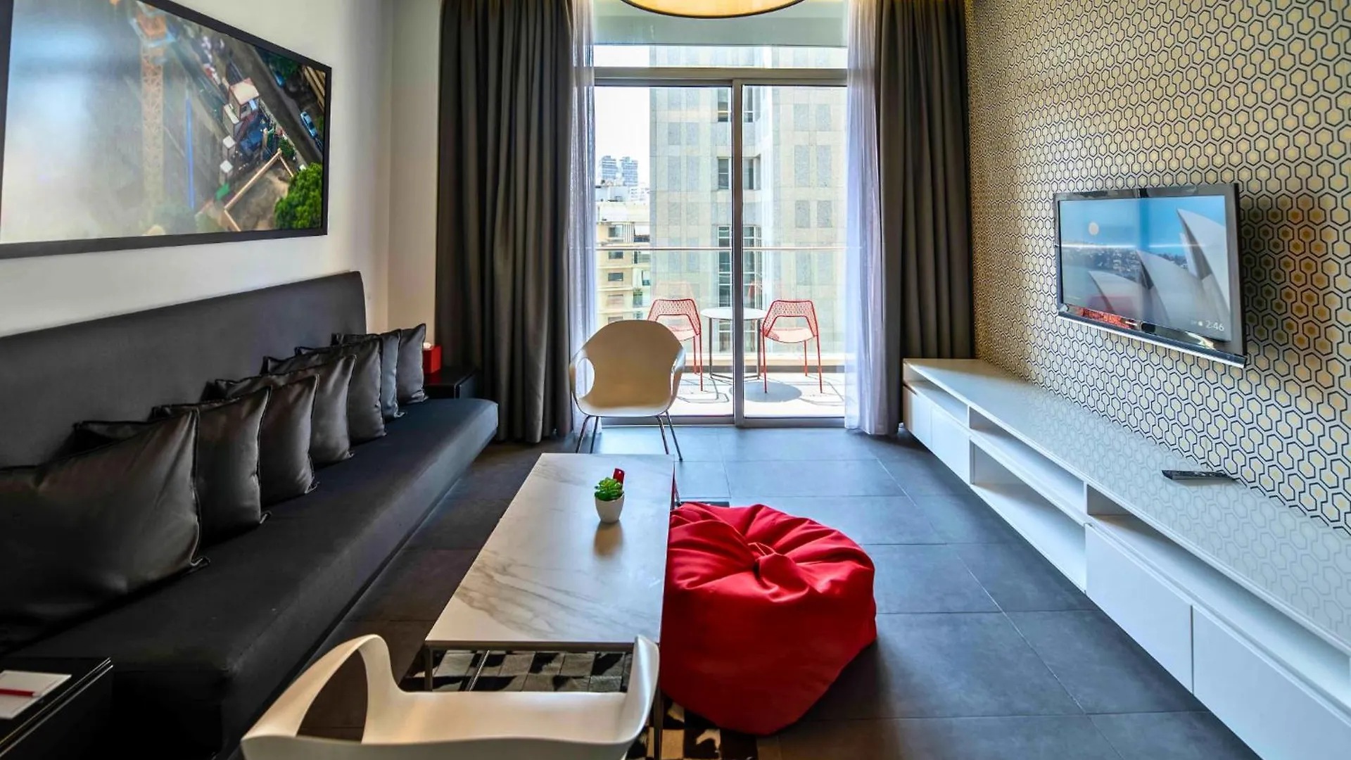 The Smallville Hotel Beirut